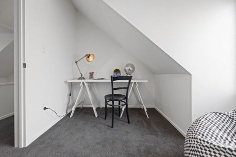 Photo of property in 137c Memorial Avenue, Burnside, Christchurch, 8053