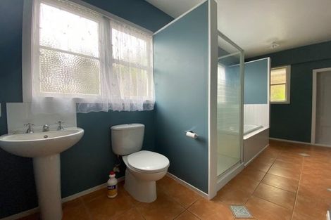 Photo of property in 34 Bluegum Road, Paraparaumu Beach, Paraparaumu, 5032