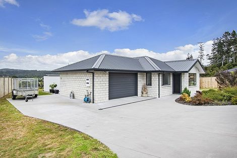 Photo of property in 5 Suncrest Lane, Port Whangarei, Whangarei, 0110