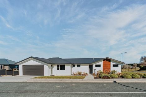 Photo of property in 40 Mcneil Street, Balclutha, 9230