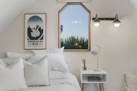 Photo of property in 1/51 Aeroview Drive, Beach Haven, Auckland, 0626