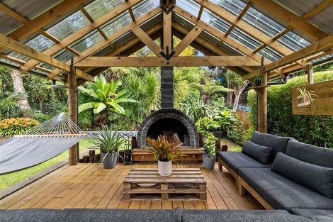 Photo of property in 33 Shetland Street, Glen Eden, Auckland, 0602