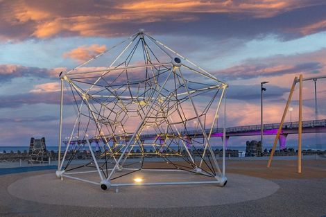 Photo of property in 164a Marine Parade, New Brighton, Christchurch, 8083