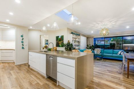 Photo of property in 80 Waipunahau Road, Waikanae, 5036