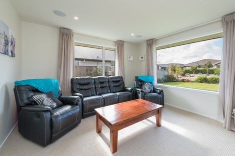 Photo of property in 6 Harold Place, Stoke, Nelson, 7011