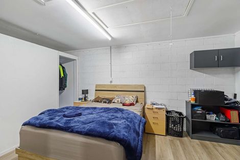 Photo of property in 2/11 Halsey Road, Manurewa, Auckland, 2102