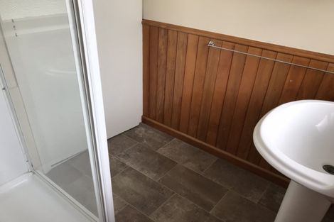 Photo of property in 2/327 Main South Road, Hornby, Christchurch, 8042