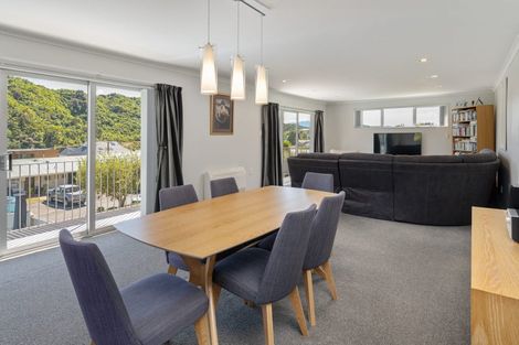 Photo of property in 4a Rutland Street, Picton, 7220