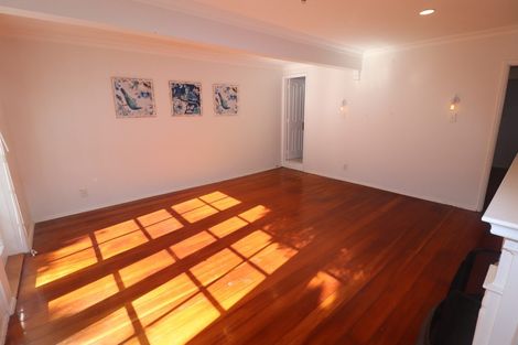 Photo of property in 4/1 Thatcher Street, Mission Bay, Auckland, 1071