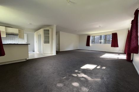 Photo of property in 87b Triangle Road, Massey, Auckland, 0614