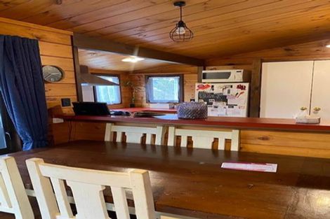 Photo of property in 29 Rembrandt Avenue, Tawa, Wellington, 5028