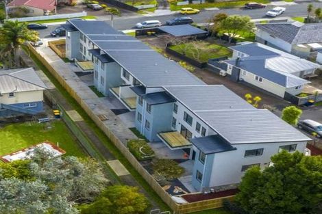 Photo of property in 9 Apple Lane, Henderson, Auckland, 0610