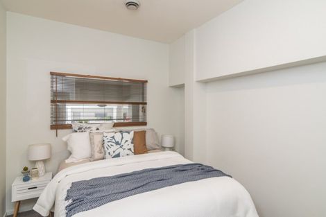 Photo of property in Stadium Garden Flats, 308/107 Thorndon Quay, Pipitea, Wellington, 6011