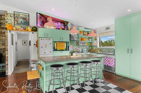 Photo of property in 37 Willow Lane, Maungaturoto, 0588