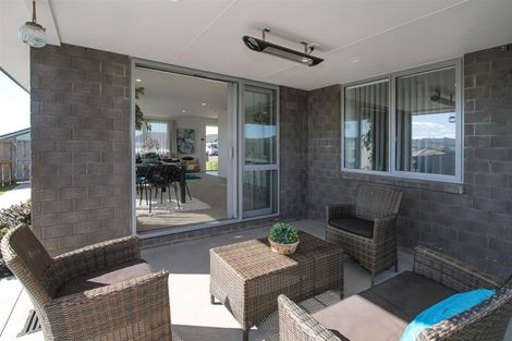 Photo of property in 3 Herbert Oldham Road, Pokeno, 2402