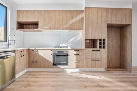 Photo of property in 63 Horokaka Street, Massey, Auckland, 0614