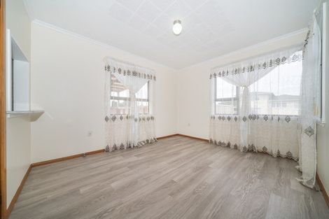 Photo of property in 1 Austin Place, Awapuni, Palmerston North, 4412