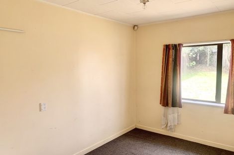 Photo of property in 62a Flanshaw Road, Te Atatu South, Auckland, 0610