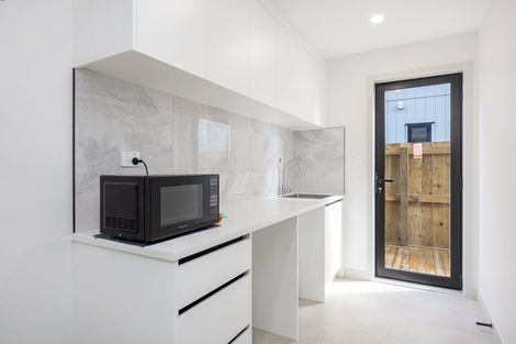 Photo of property in 60 Matangi View Drive, Orewa, 0931