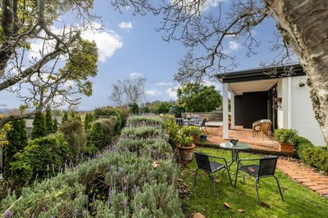 Photo of property in 33 Margaret Avenue, Havelock North, 4130