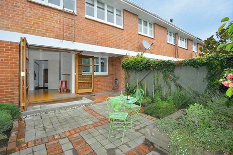 Photo of property in 75 Kahu Road, Fendalton, Christchurch, 8041