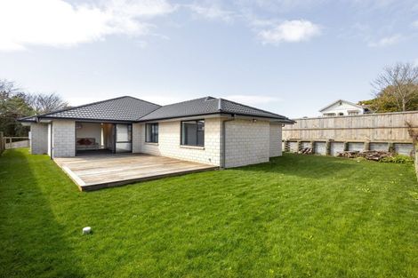 Photo of property in 12 Benjamin Avenue, Rototuna North, Hamilton, 3210