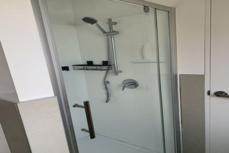 Photo of property in 60 Niu Lane, Te Atatu South, Auckland, 0610