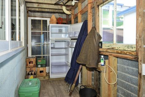 Photo of property in 73 Fortescue Street, Mahia, Nuhaka, 4198