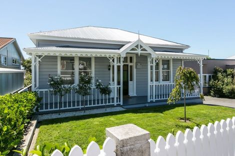 Photo of property in 22 Simla Terrace, Hospital Hill, Napier, 4110
