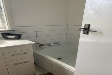 Photo of property in 3 Church Street, Swanson, Auckland, 0612