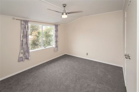 Photo of property in 2/50 Borich Road, Sunnyvale, Auckland, 0612