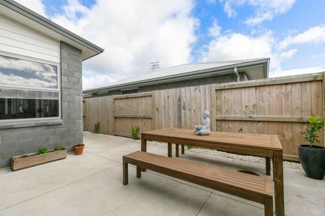 Photo of property in 21 Saddlers Way, Papamoa, 3118