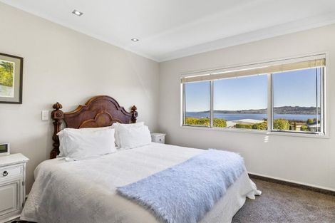 Photo of property in 3 Te Hepera Street, Waipahihi, Taupo, 3330