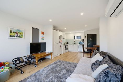 Photo of property in 1e Stott Avenue, Birkdale, Auckland, 0626