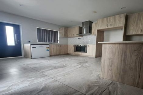 Photo of property in 9 Riroriro Close, Papakura, 2110