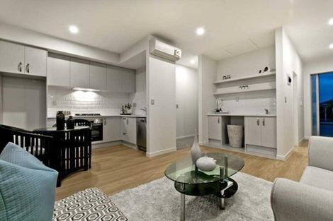 Photo of property in 19b Robert Might Road, Kumeu, 0810