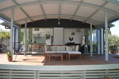 Photo of property in 381 Kapanga Road, Coromandel, 3506