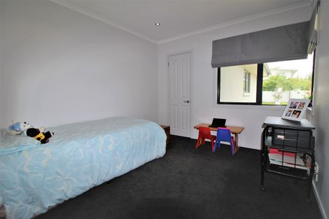 Photo of property in 27 Briar Crescent, Alexandra, 9320