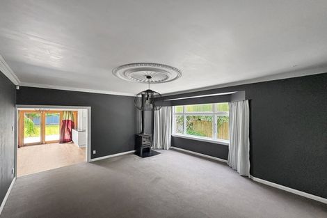 Photo of property in 27 Marne Street, Hokowhitu, Palmerston North, 4410