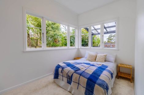 Photo of property in 2 Riverpark Crescent, Henderson, Auckland, 0610