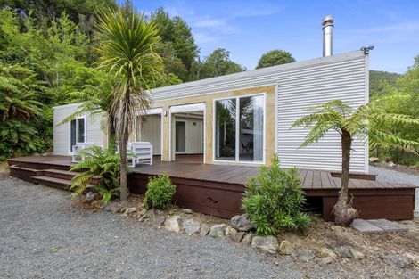 Photo of property in 97 Tawhai Street, Stokes Valley, Lower Hutt, 5019