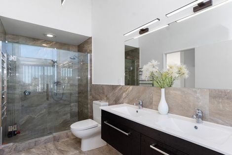 Photo of property in 112 Karewa Parade, Papamoa Beach, Papamoa, 3118