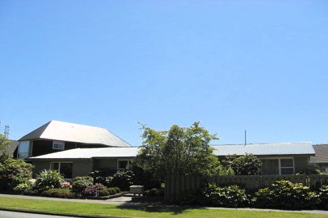 Photo of property in 34 Arlington Street, Burnside, Christchurch, 8053