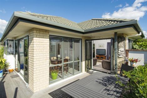 Photo of property in 1 Kochia Avenue, Pyes Pa, Tauranga, 3112