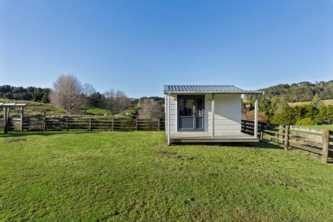 Photo of property in 690 Haruru Road, Kaukapakapa, 0873