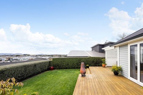 Photo of property in 21 Longbow Terrace, Flagstaff, Hamilton, 3210