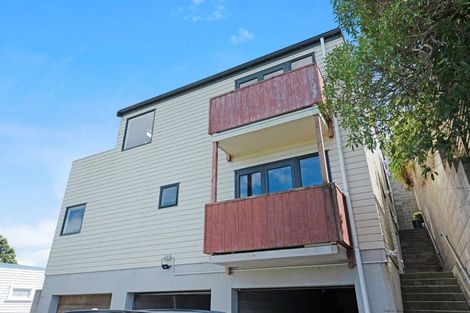 Photo of property in 19a Tio Tio Road, Miramar, Wellington, 6022