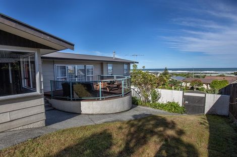 Photo of property in 15 Nolan Crescent, Karoro, Greymouth, 7805