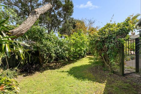 Photo of property in 1 Appaloosa Place, Papamoa Beach, Papamoa, 3118