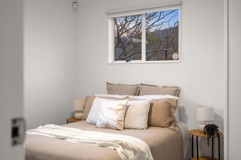 Photo of property in 6 Augustus Earle Place, Pukehangi, Rotorua, 3015